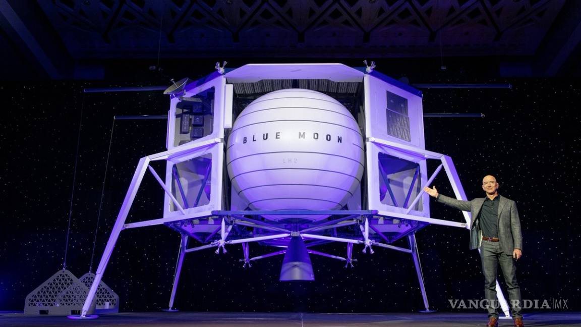 Elon Musk se burla de la nave espacial de Jeff Bezos