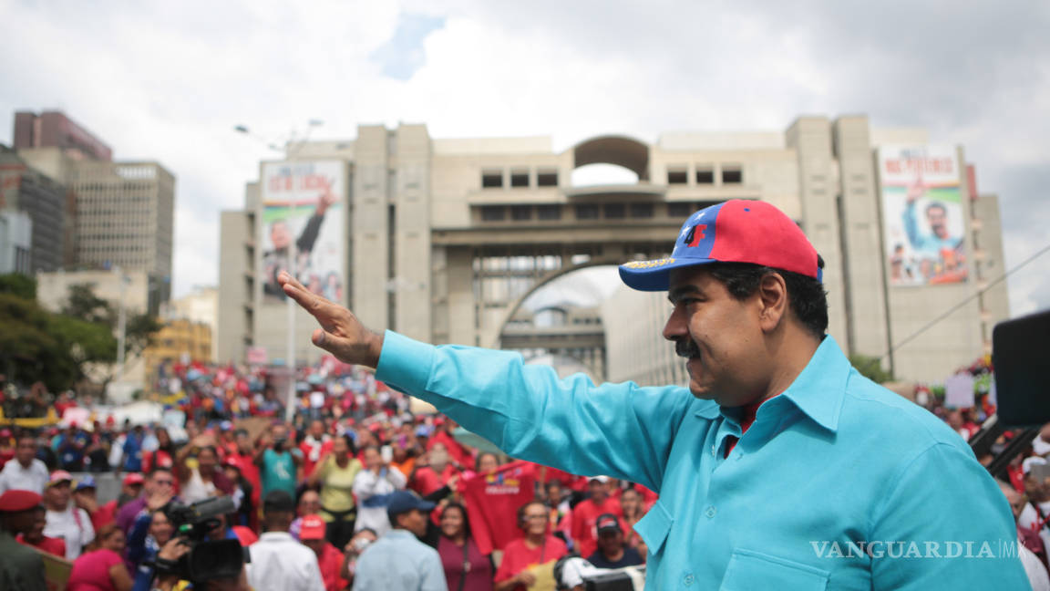 Maduro moviliza ejército por escalada de crisis