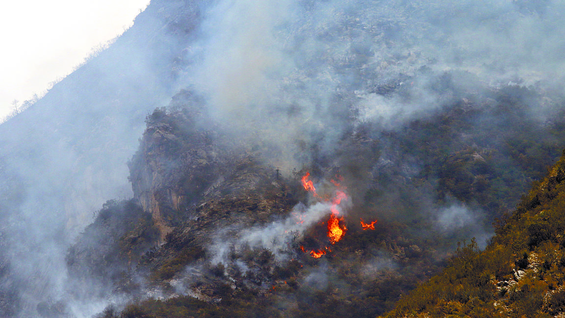 Ambientalistas, fotógrafos y activistas llaman a la conciencia tras incendio en el cañón de San Lorenzo de Saltillo (Video)