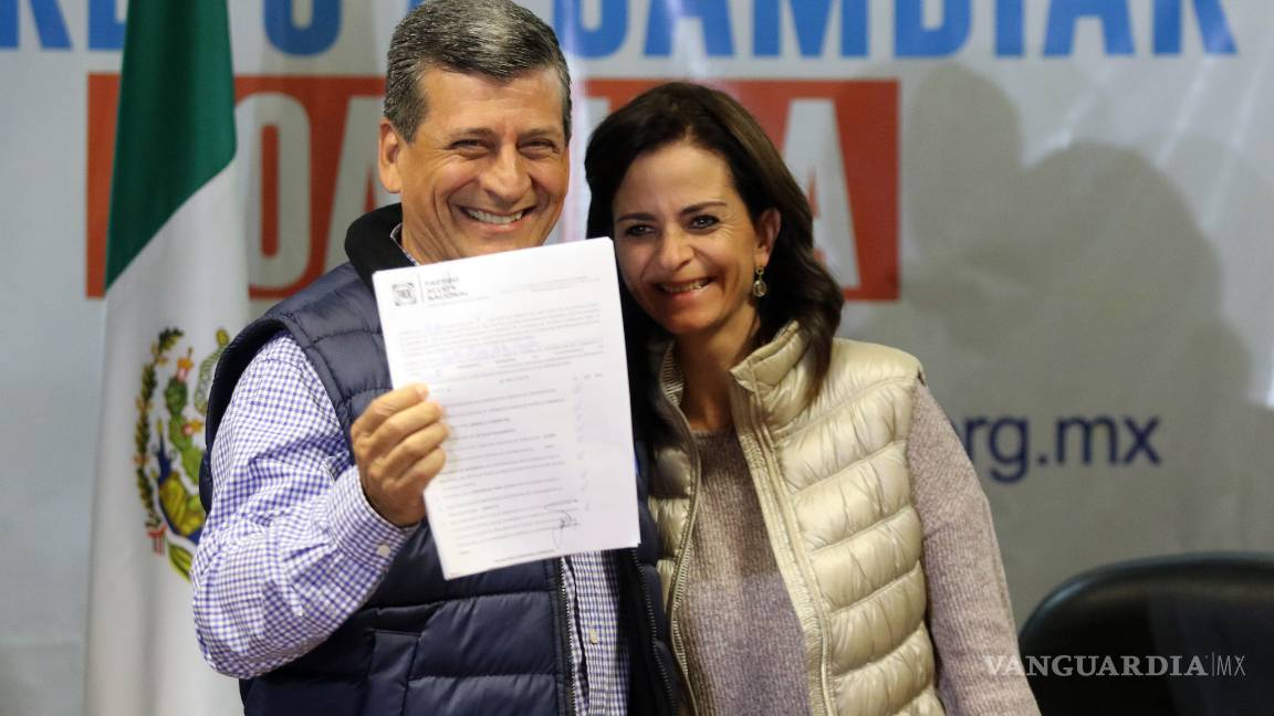 $!Memo Anaya se registra como precandidato al Senado