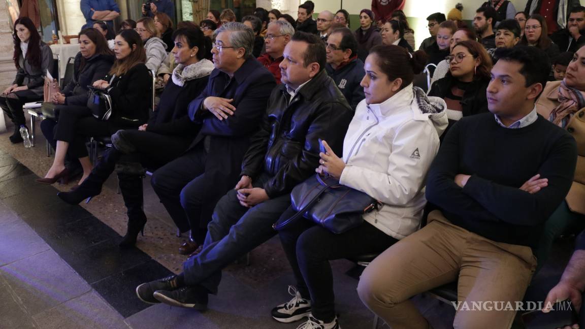 $!UAdeC presenta libro ‘Diversidad y desarrollo social’, la cultura en el mundo globalizado