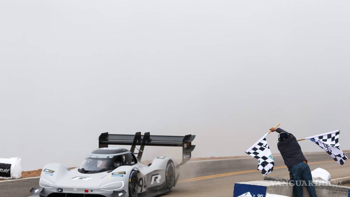 Volkswagen I.D. R y Romain Dumas pulverizan récord de Loeb en Pikes Peak