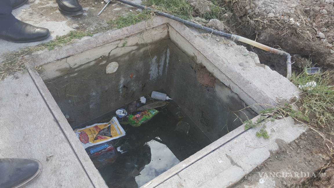 $!Pese a labores de desazolve “es la misma”, se sigue arrojando basura al drenaje: Xavier Herrera