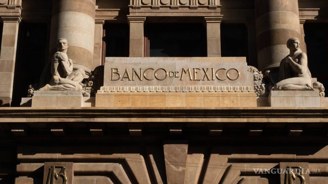 Por culpa de Trump, reduce Banxico pronóstico de crecimiento para México