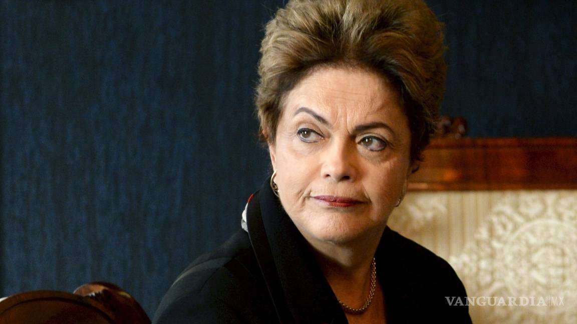 Rousseff, envuelta en nueva turbulencia