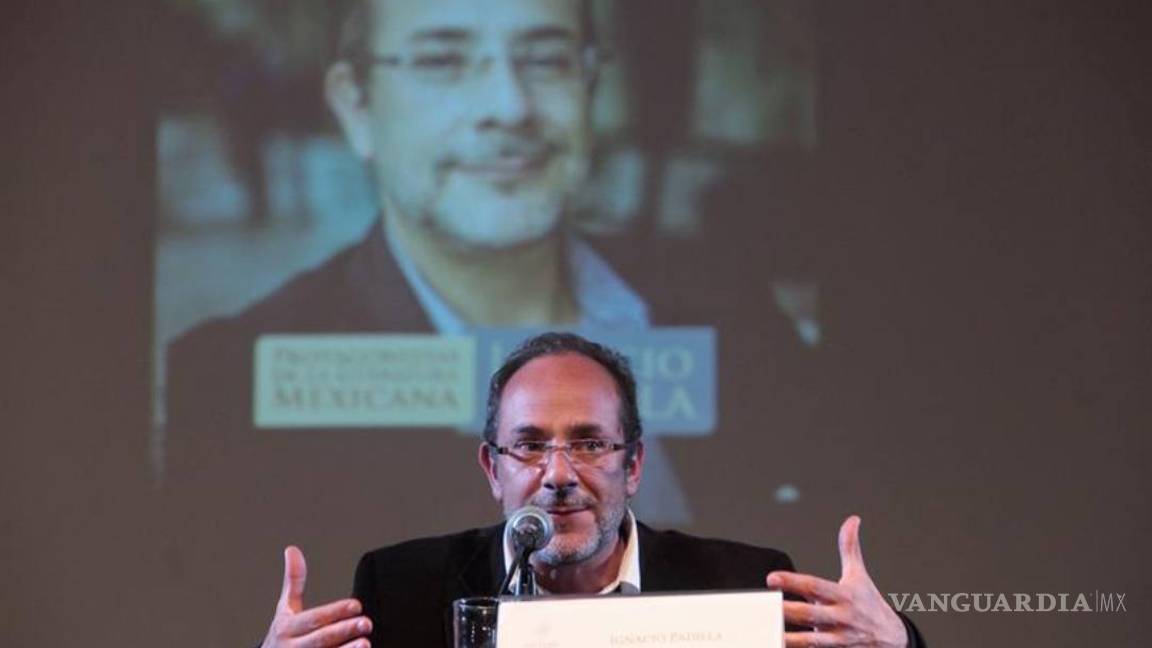 $!Reconocen a Ignacio Padilla como un actor esencial de la literatura mexicana