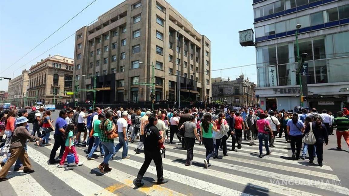 PAN propone que gobierno de CDMX otorgue seguro médico a peatones