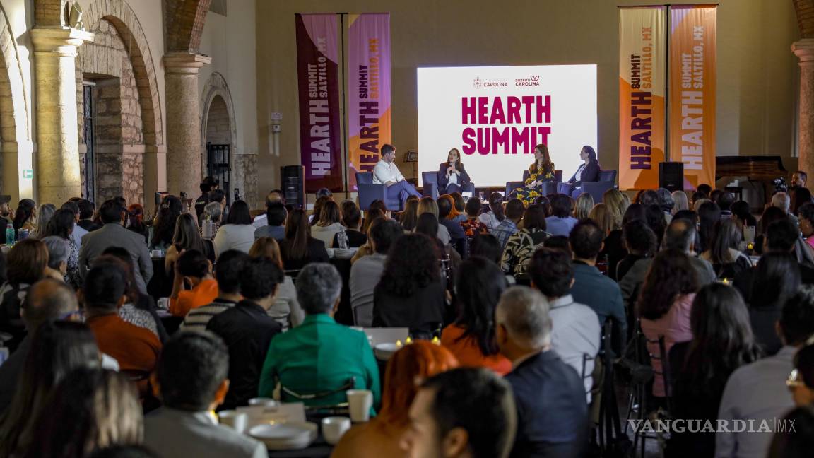 $!La comunidad fue invitada a reunirse, escucharse y vivir el calor de la convivencia.