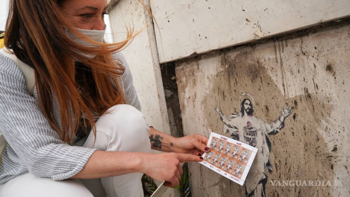 Demandan al Vaticano por emplear arte callejero en un sello