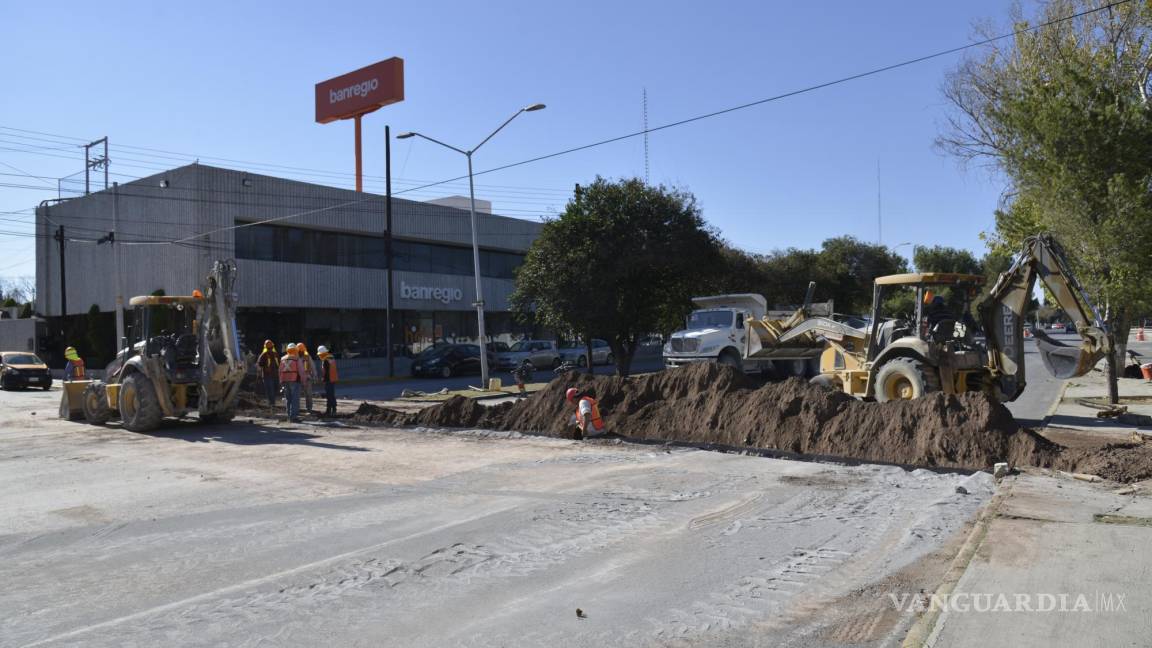 Por obras de gas, cierran tramo de Av. Universidad en Saltillo