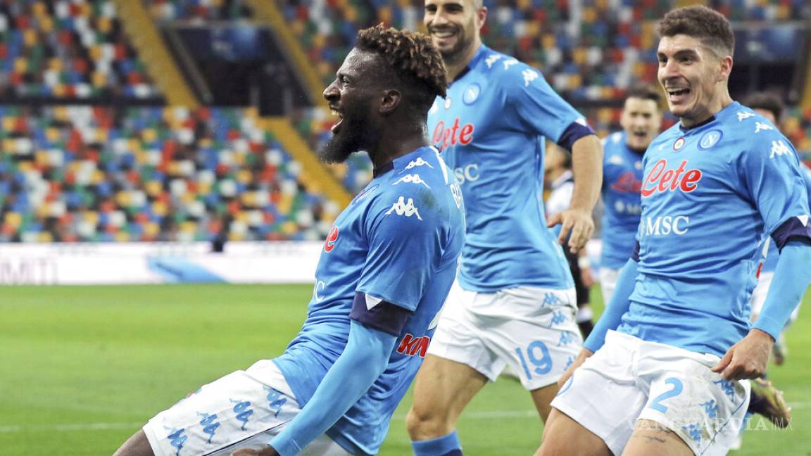 'Chucky' Lozano aporta en victoria del Napoli