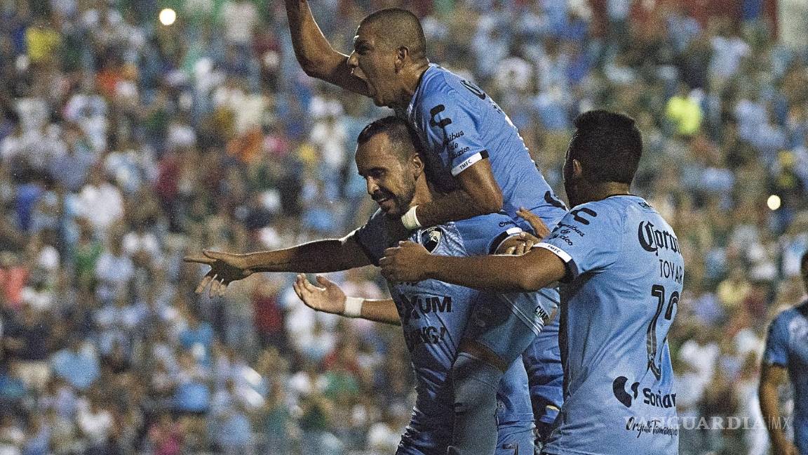 $!En juego de golazos, Pumas 'ilumina' apagones en el Estadio Tamaulipas