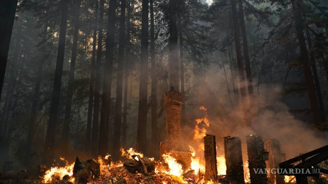 $!Incendios en California dejan 6 muertos, miles de casas en peligro