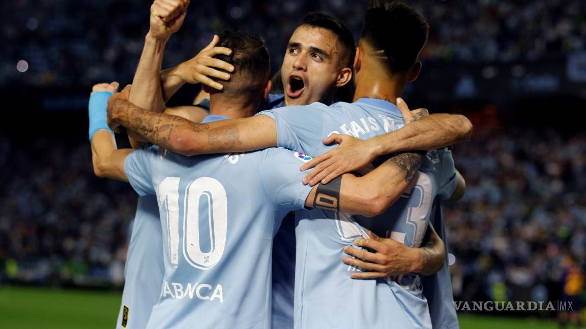 Celta de Vigo provoca su primera derrota en 23 partidos al Barcelona con un 'casi' gol de Néstor Araujo