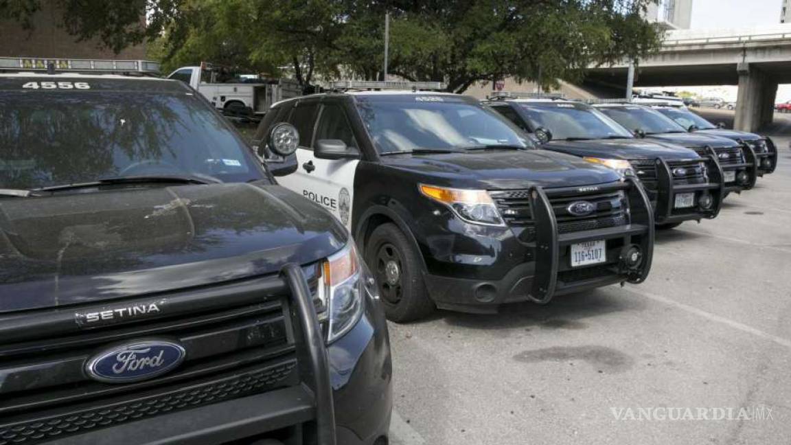 La policía de Austin retira 400 patrullas contaminantes