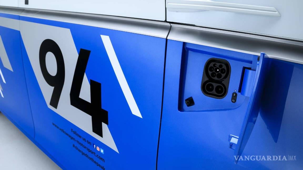 $!Volkswagen I.D. Buzz Cargo, minivan retrofuturista que te encantará