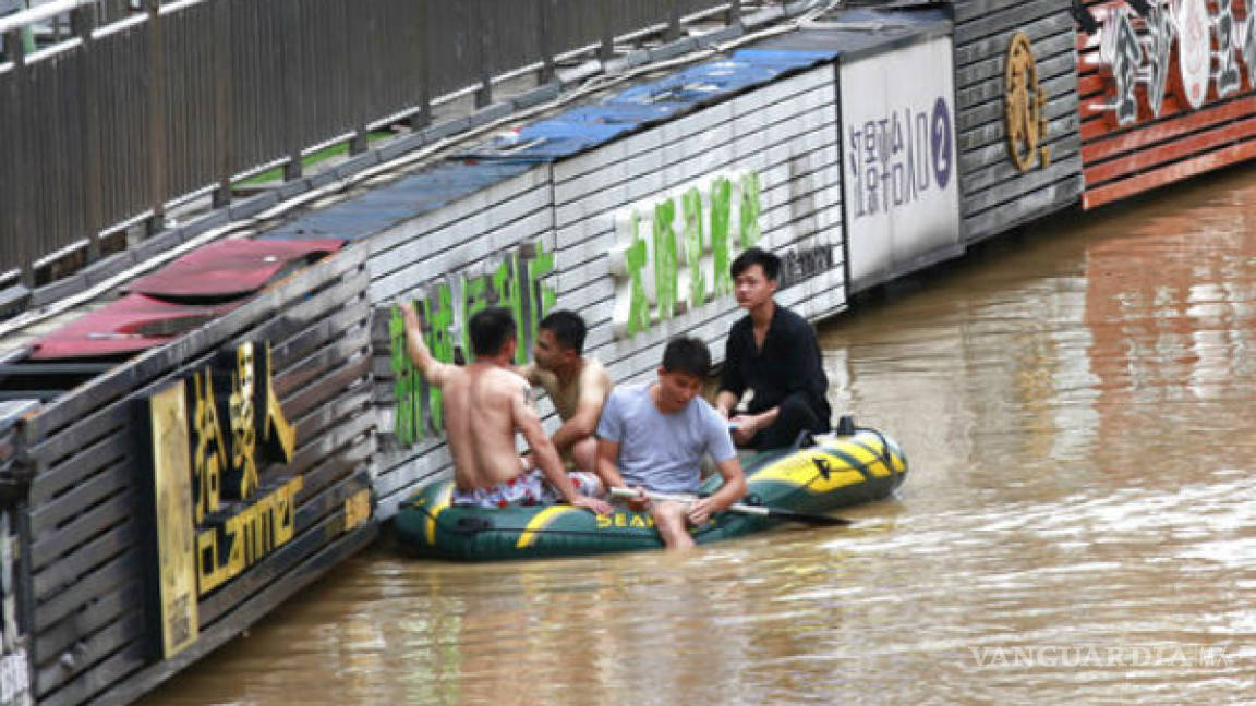 Van 83 muertos y 1.6 millones de evacuados por inundaciones en China