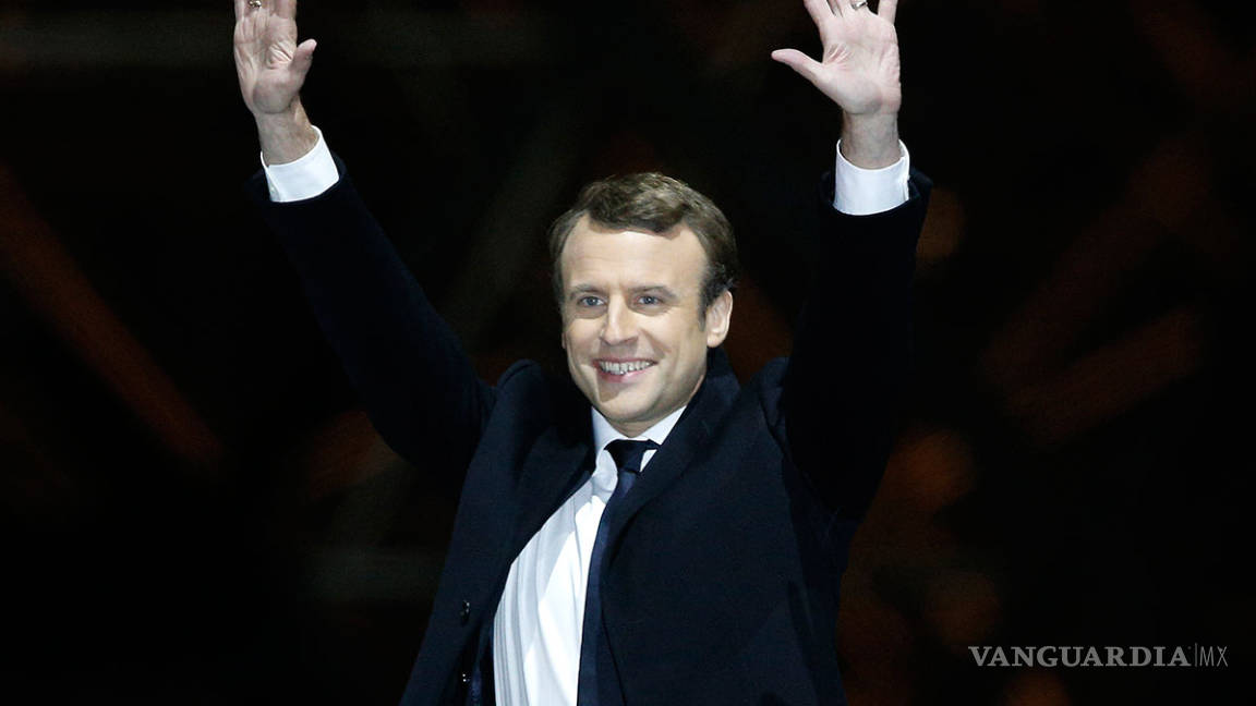 Gobiernos felicitan a Macron, el futuro presidente de Francia