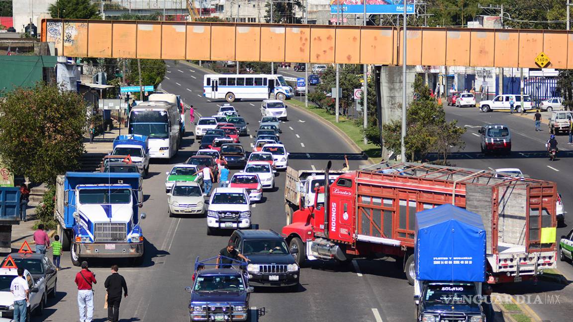 $!Bloqueos y marchas en 28 estados contra el 'gasolinazo'