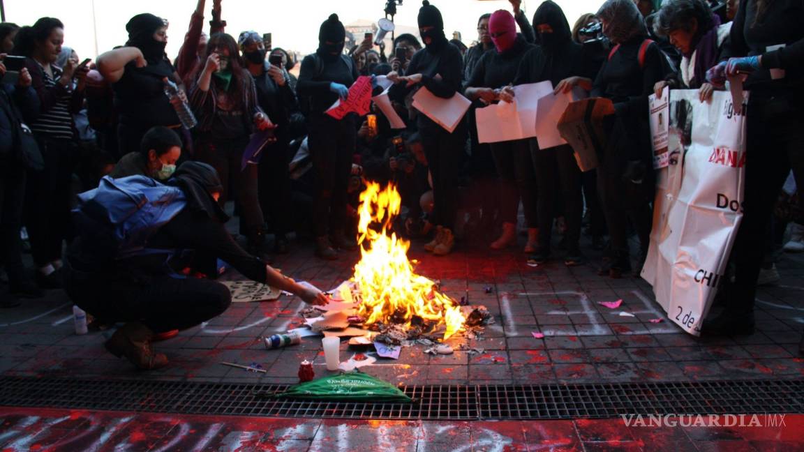 $!Feministas con ira, dolor y frustración mira estas imágenes