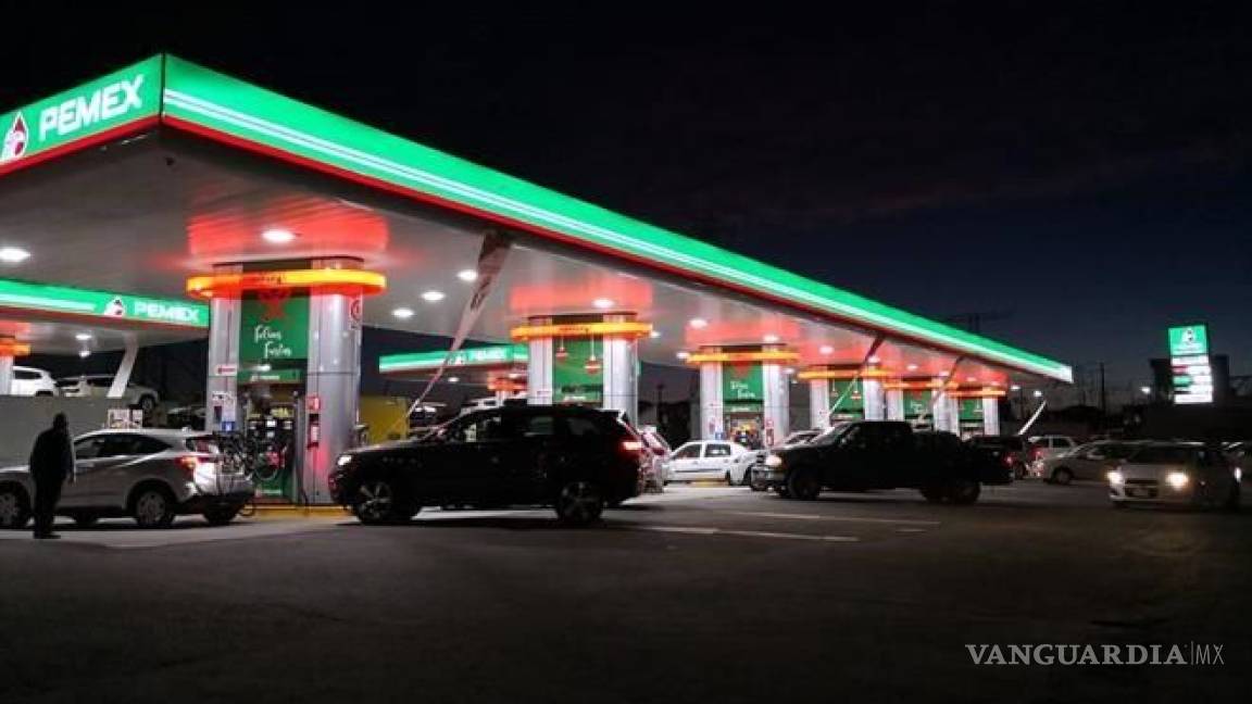 Buscan que gasolineras de Pemex vendan “litros de a litro”