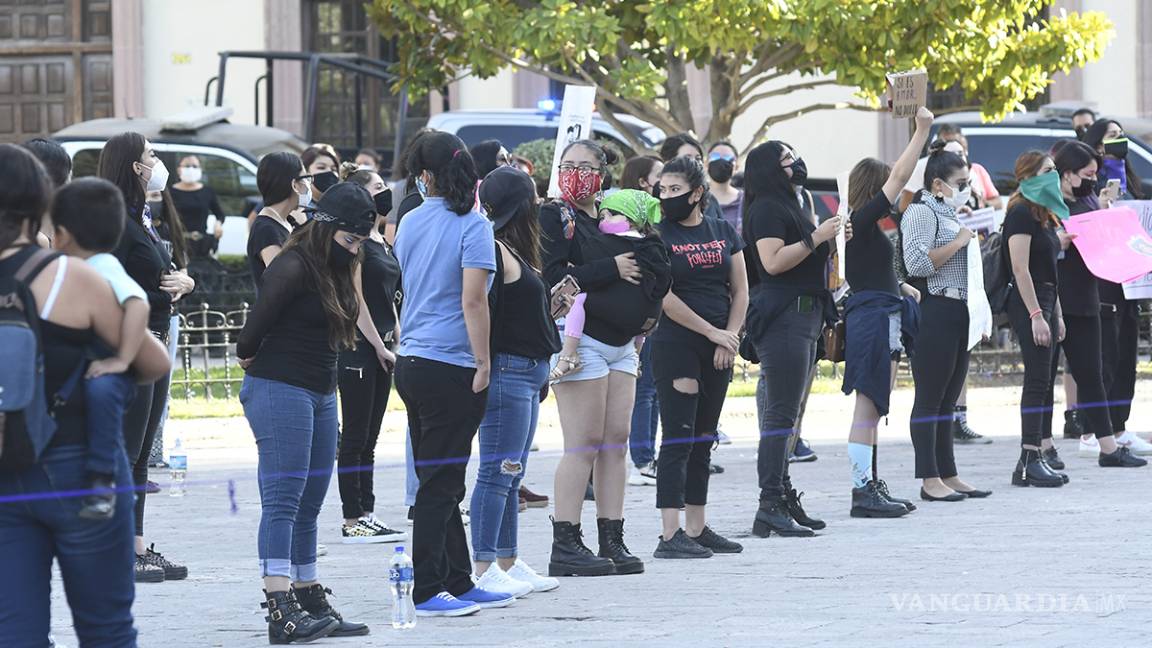 $!Mujeres se manifiestan por Claudia y las 22 muertas más de Coahuila