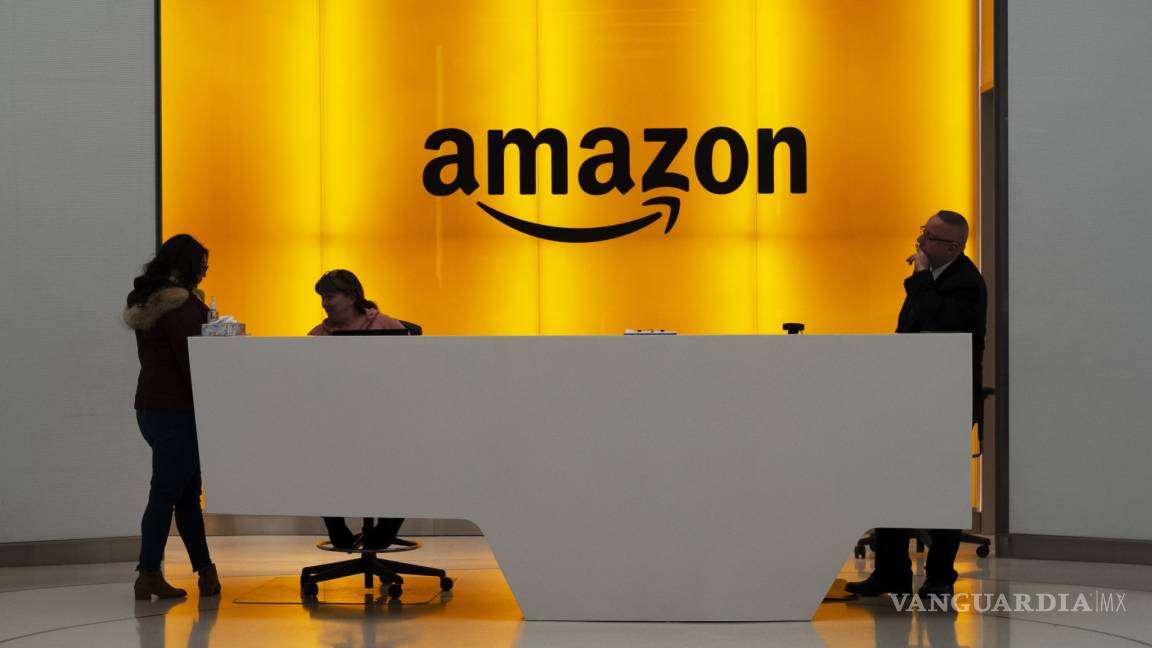 Amazon aumentó por primera vez su fuerza laboral, supera los 500 mil empleados en EU