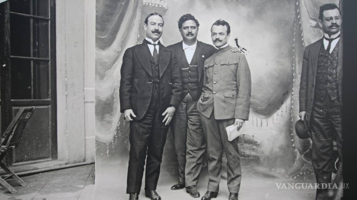 $!Inauguran exposición sobre la Constitución de 1917 en Galería Urbana del Ateneo Fuente