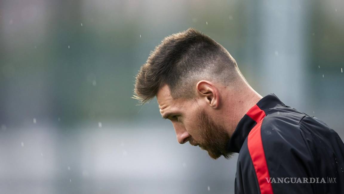 $!Messi se 'come años' con su cambio de look