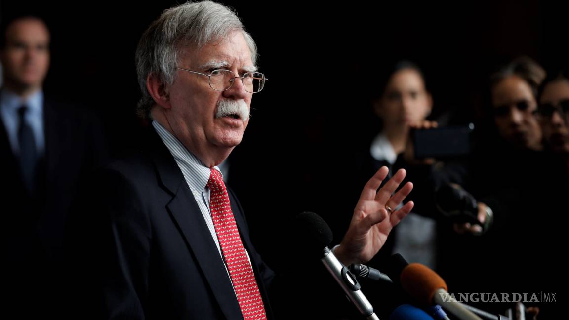 John Bolton advierte que el objetivo del bloqueo son Maduro y los que se oponen a Guaidó