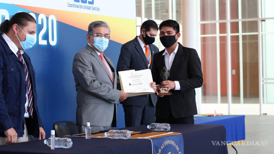 Premia UAdeC a lo más destacado de la comunidad científica universitaria