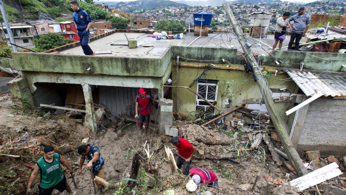 Fallecen 30 personas por diluvio al sureste de Brasil, al menos 17 desaparecidos
