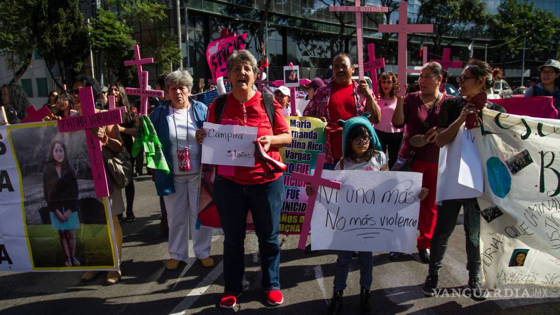 Exigen en 11 entidades de México resolver feminicidios