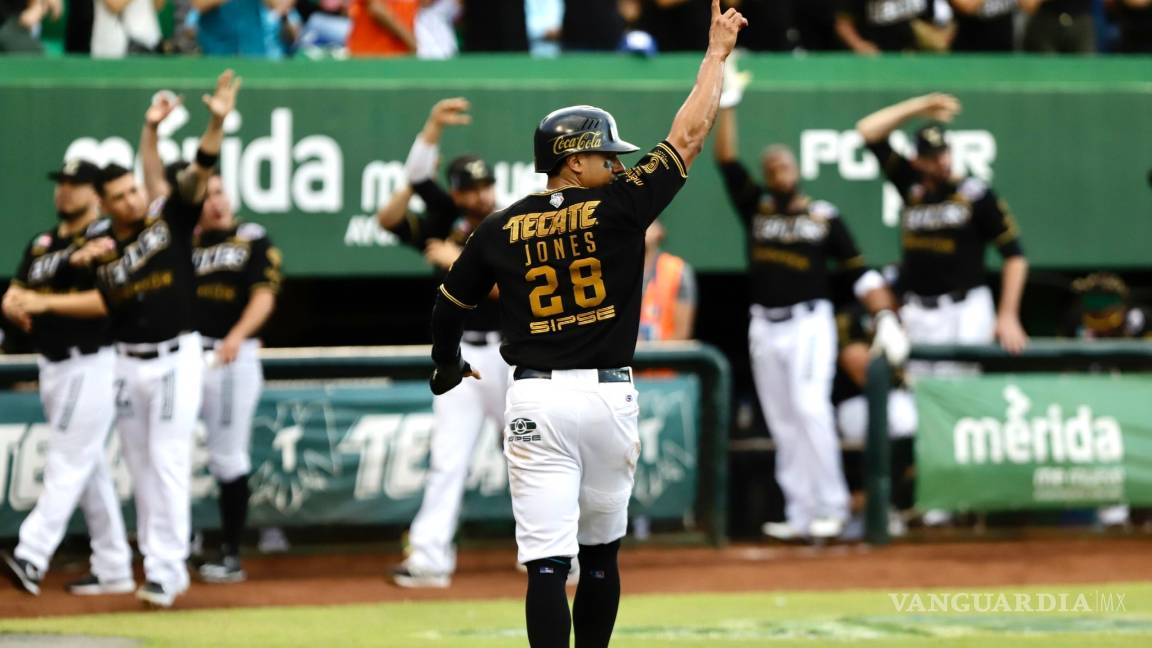 $!César Valdez lanza una joyita de pitcheo y los Leones están a uno del título