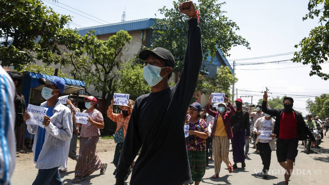 Escalan combates entre rebeldes y militares birmanos