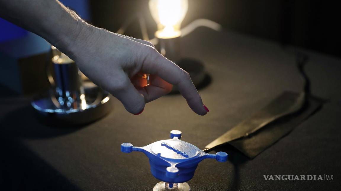 $!Una persona usa el monitor de gestos SomaControl en el International Consumer Electronics Show en Las Vegas, Nevada. EFE/EPA/Caroline Brehman