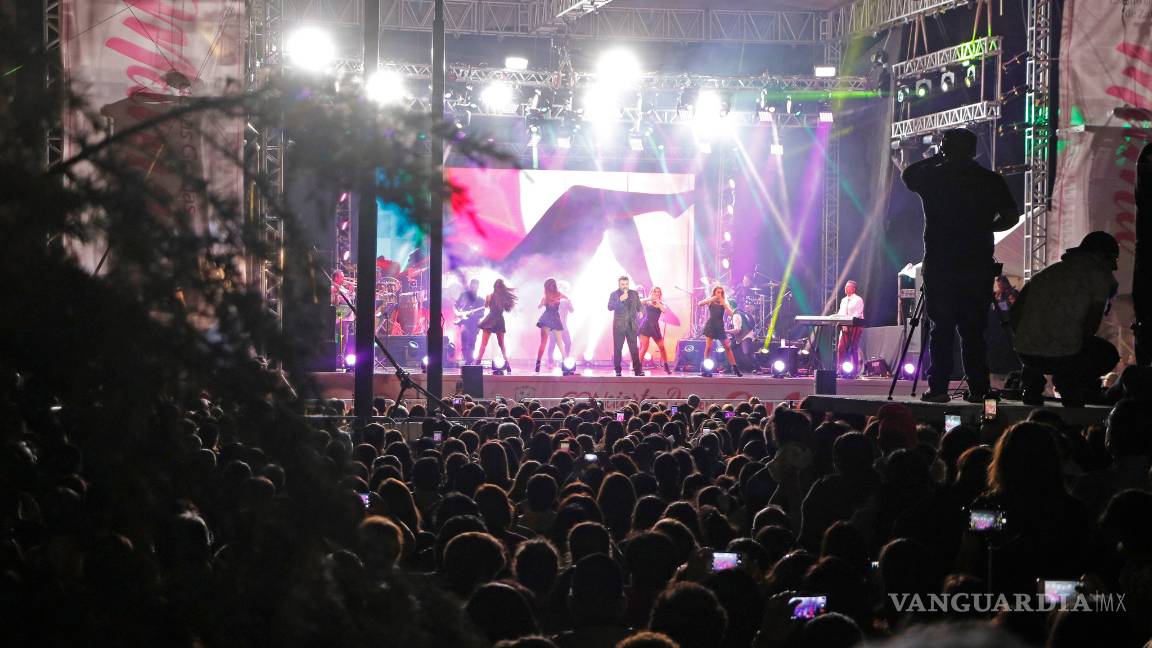 $!Festeja Mijares a todas las mamás de Saltillo