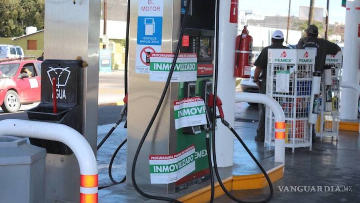 Diputados aprueban sanciones a gasolineros que compren huachicol