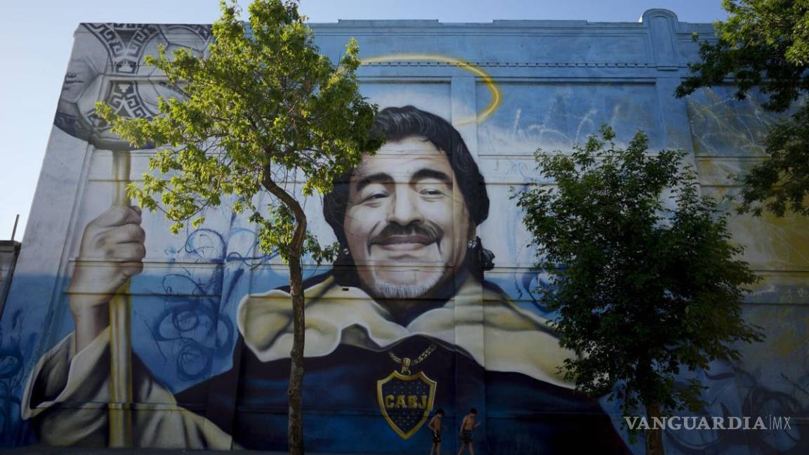 Acusan de ‘trata de personas’ a Maradona y sus allegados