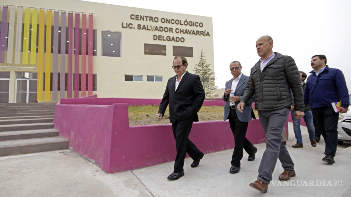 Realiza visita sorpresa Juan Antonio Ferrer a hospitales inconclusos de Saltillo