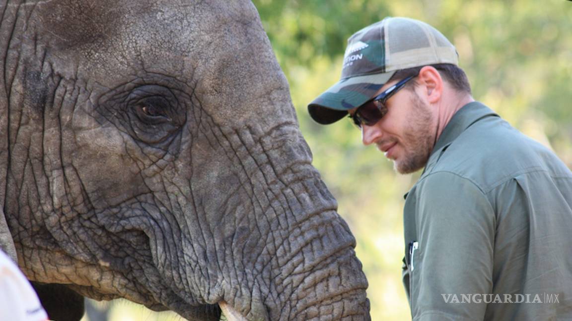 $!'Tom Hardy Contra la Caza Ilegal'