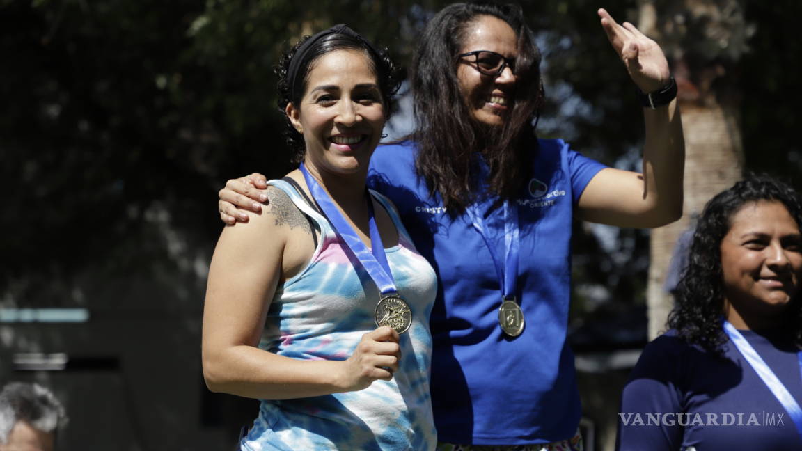 Cierran con éxito y suben al podio en Copa Natación San Isidro 2019