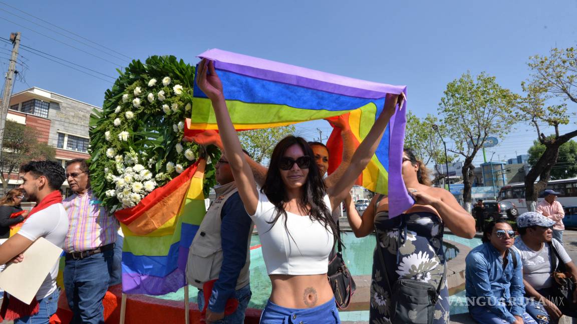Aplicaron mil 500 pruebas rápidas VIH durante marcha del orgullo gay México