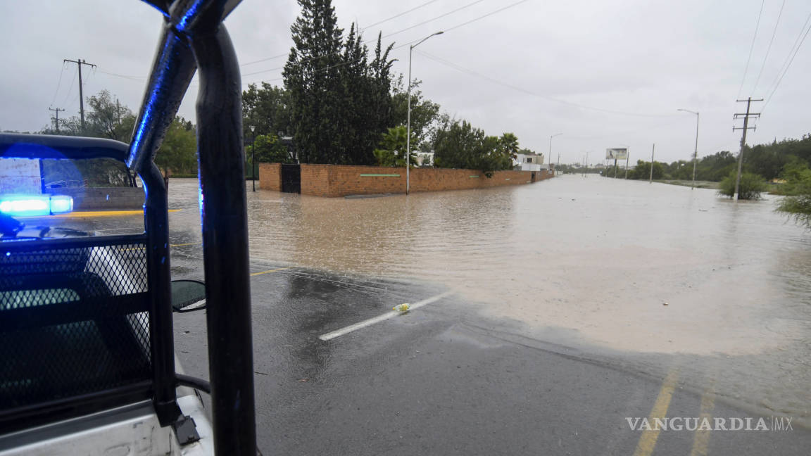 Intensas lluvias dejan 34 accidentes viales y mil 500 notificaciones por riesgo