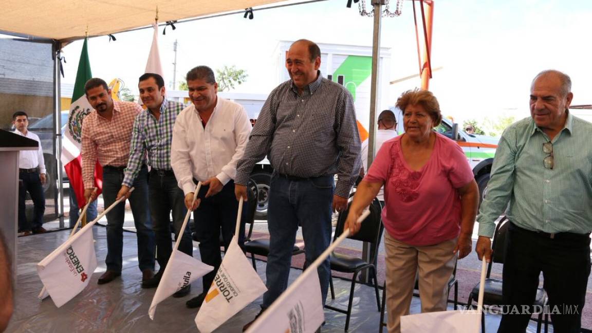 Arranca reposición de drenaje en colonia de Torreón