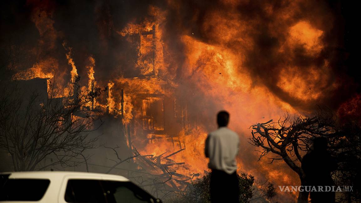 Gobernador de California decreta emergencia por incendios