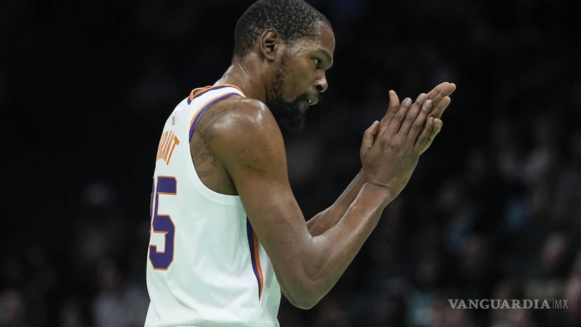 Sin rastros de lesión: así fue el debut de Kevin Durant con los Suns