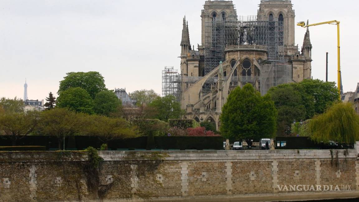 $!Catedral de Notre Dame, el día después (fotogalería)