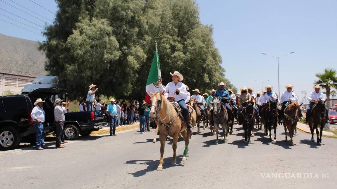 Con éxito se realizó la tradicional Cabalgata de Cuatro Ciénegas