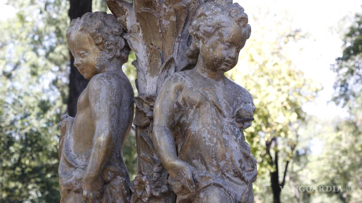 $!Algunas esculturas de la Alameda Zaragoza están en pésimas condiciones.